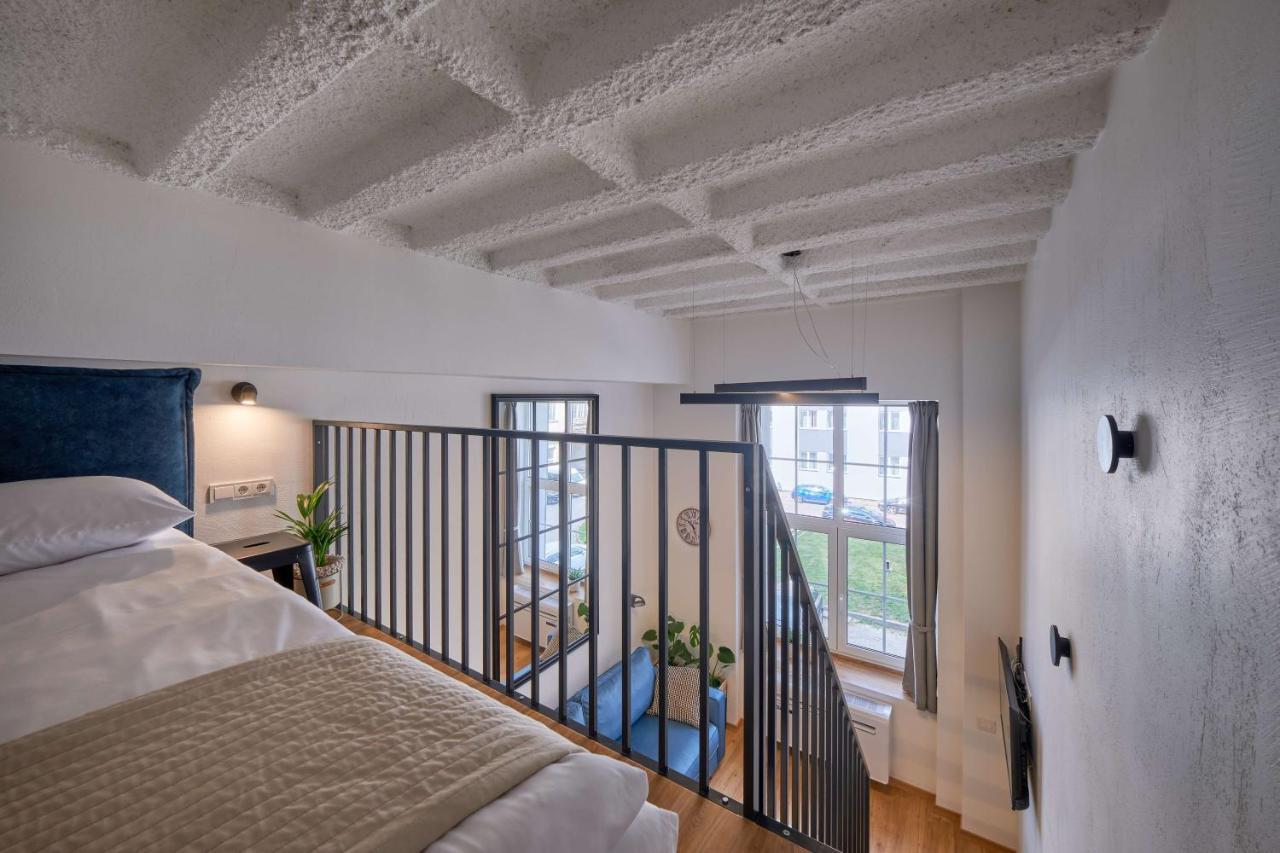 Queen Barbora Central Lofts Kaunas Esterno foto