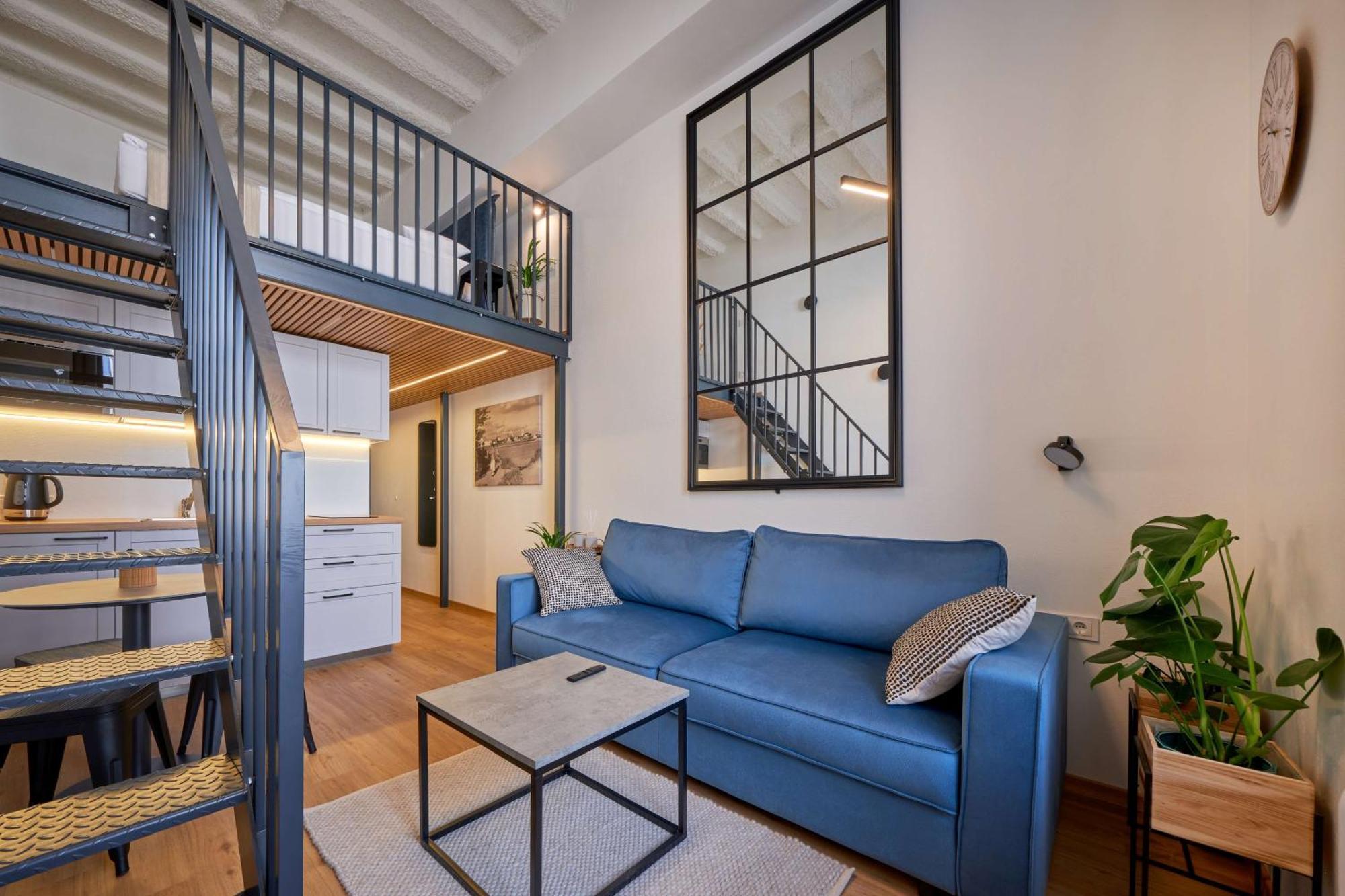 Queen Barbora Central Lofts Kaunas Esterno foto